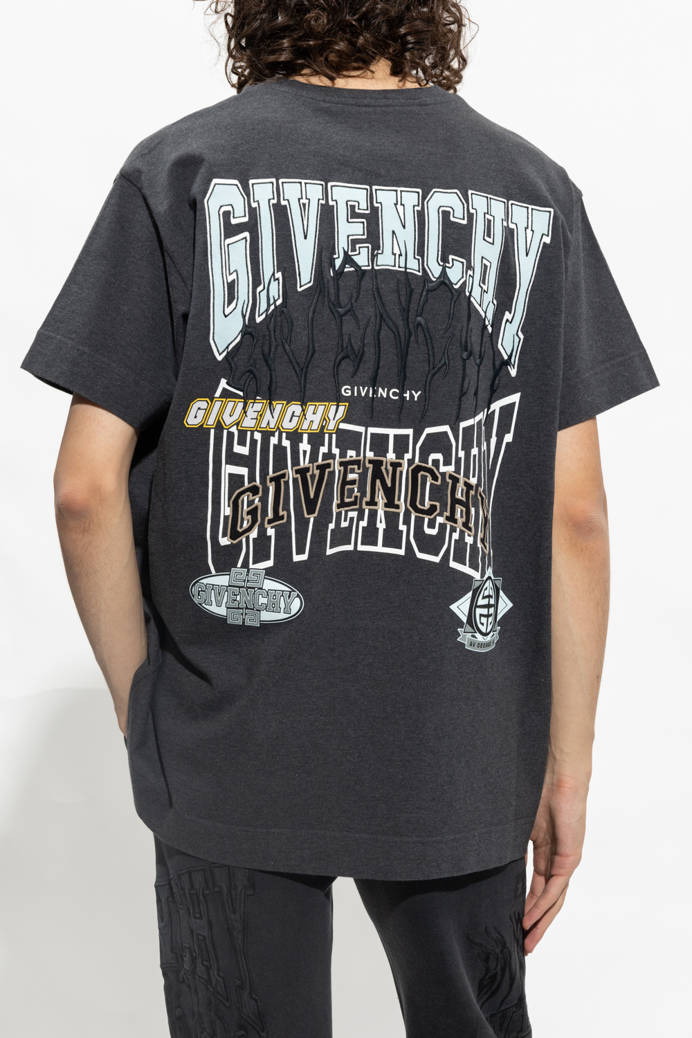 Givenchy T-shirt with logo | Men's Clothing | Vitkac